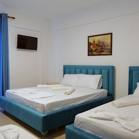 Mema Rooms Himare Exterior photo
