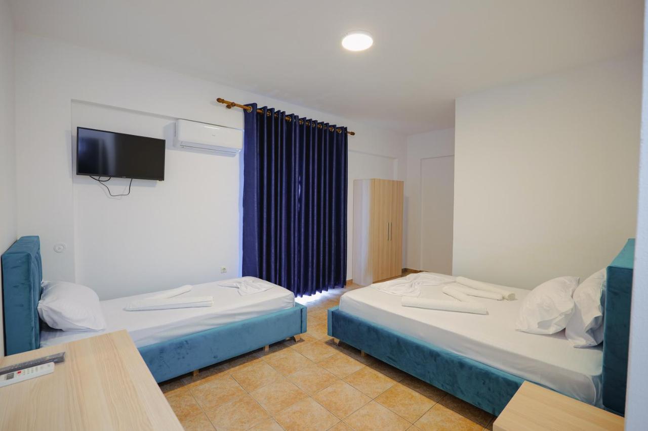 Mema Rooms Himare Exterior photo