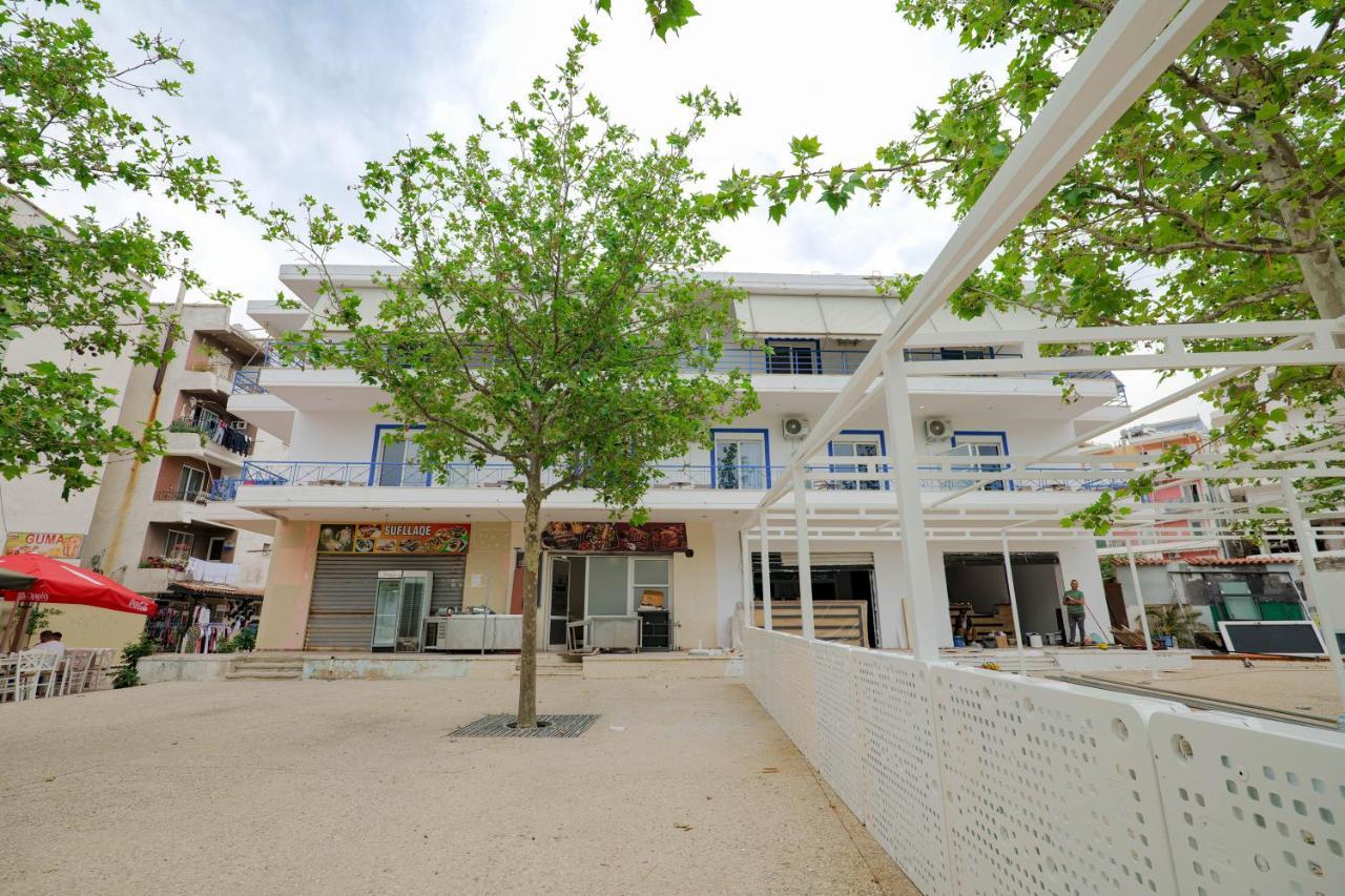 Mema Rooms Himare Exterior photo