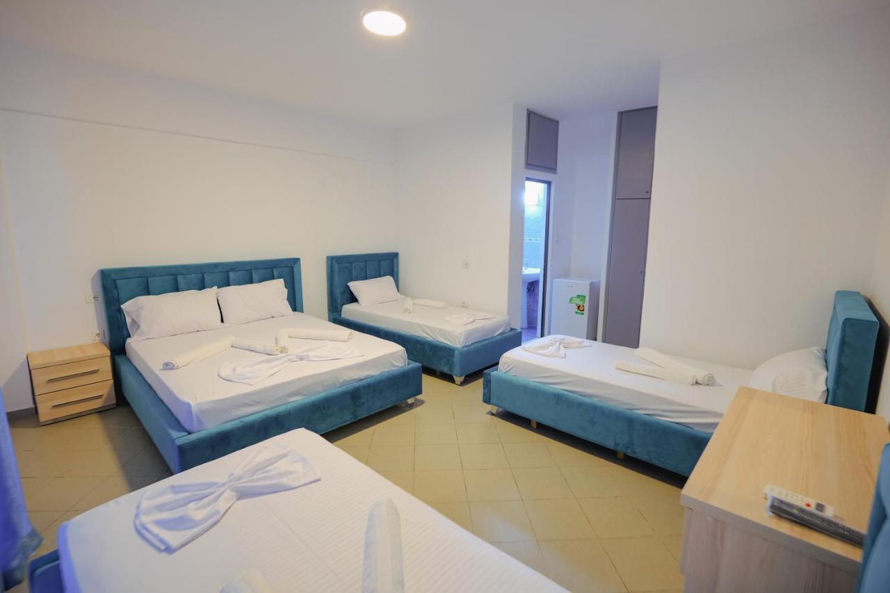 Mema Rooms Himare Exterior photo
