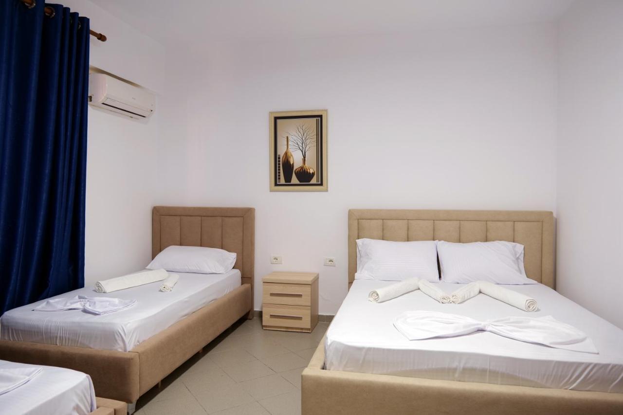 Mema Rooms Himare Exterior photo