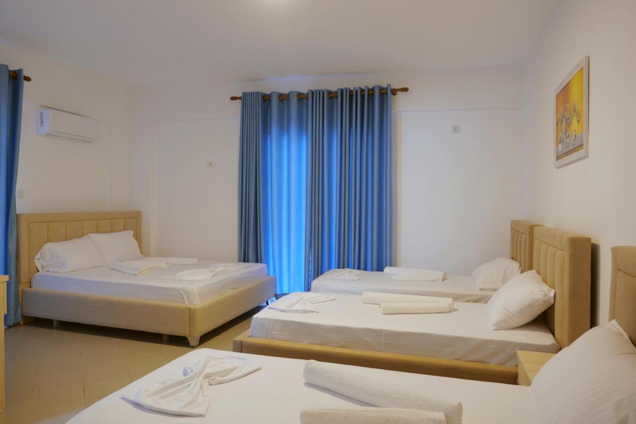 Mema Rooms Himare Exterior photo